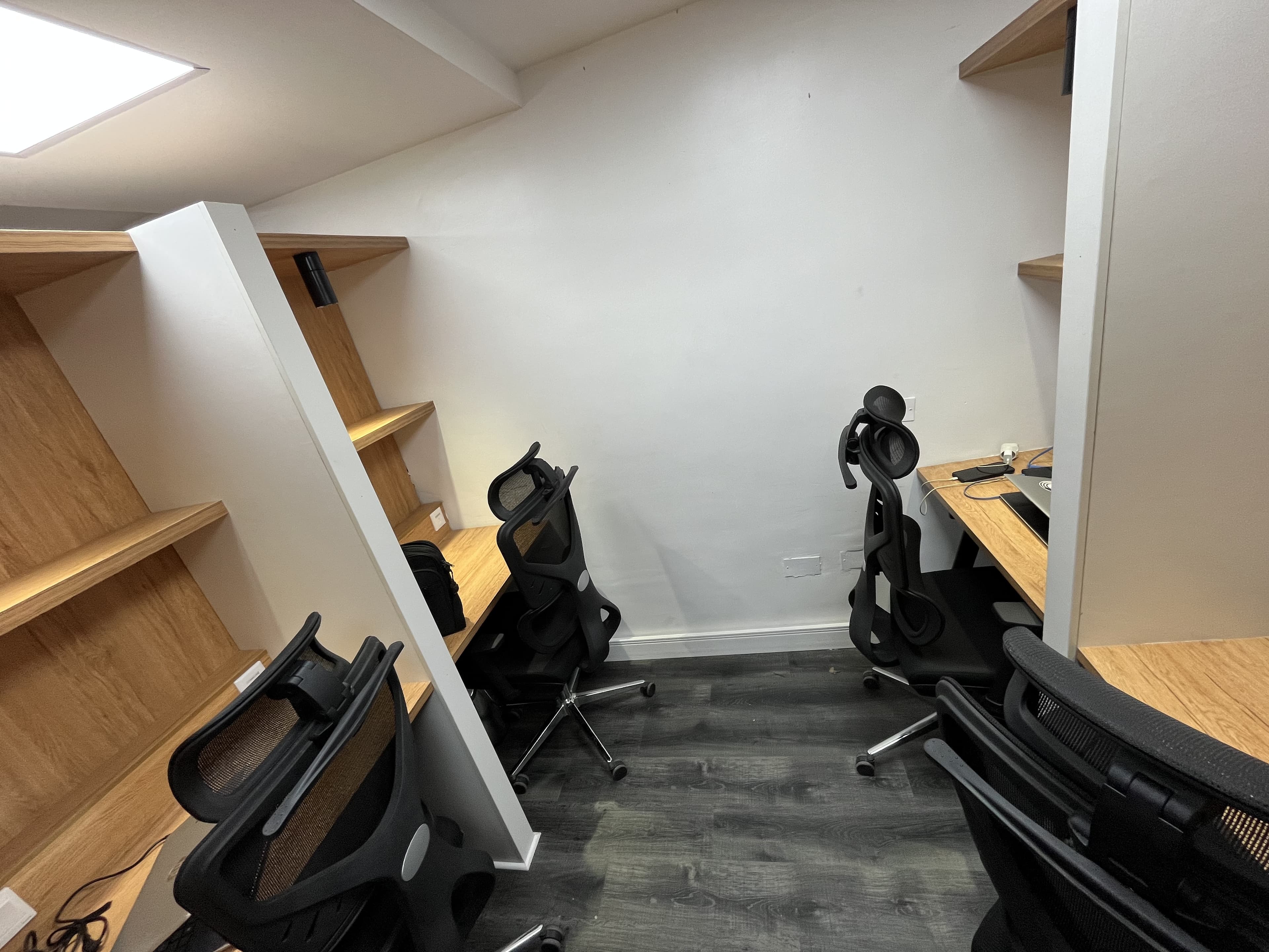 Quad pod workspace