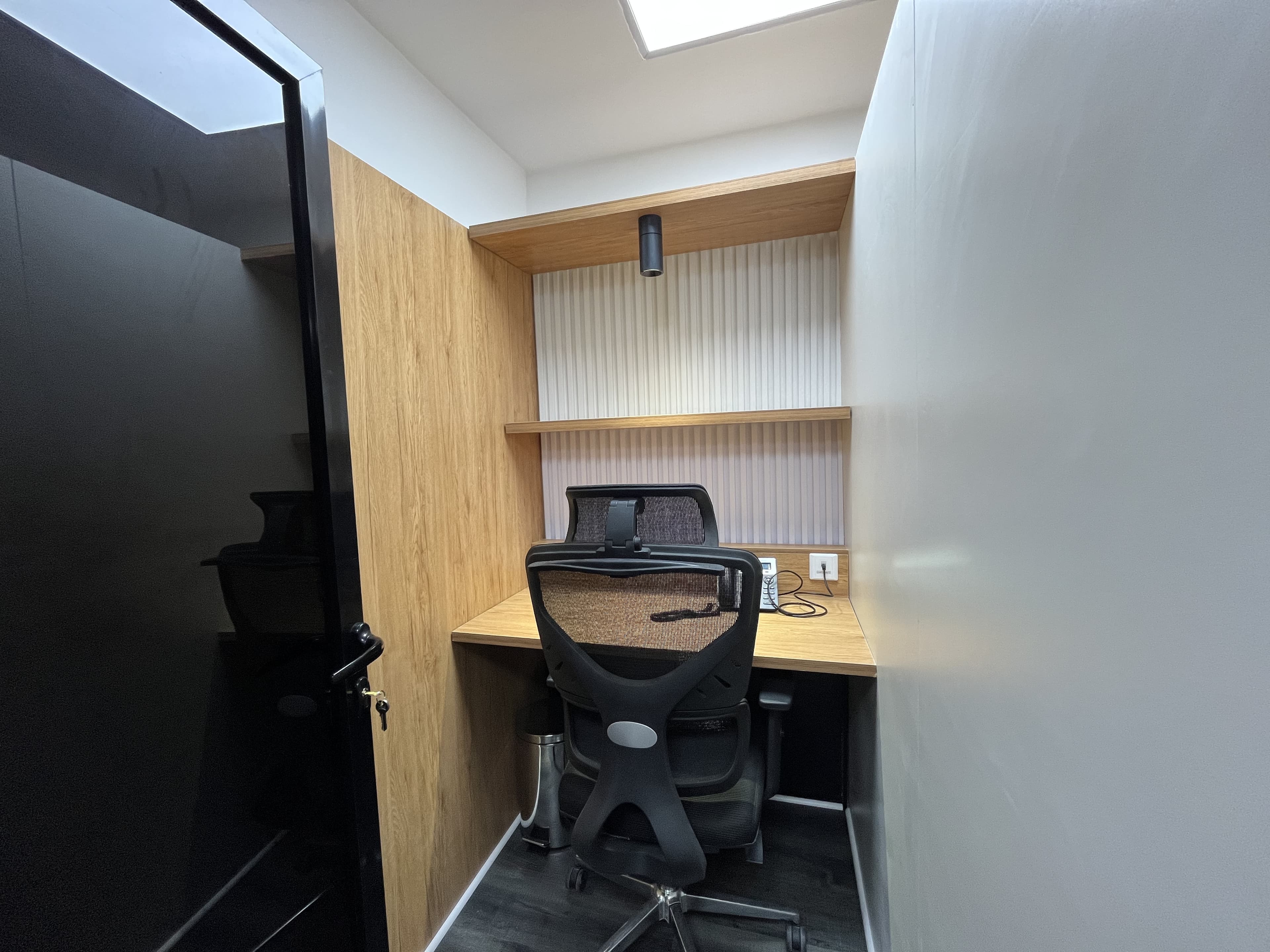 Single Pod · photo